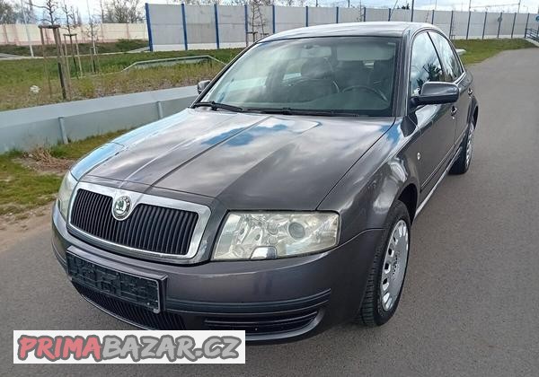 Škoda Superb 2.8 V6 Comfort-pěkný stav
