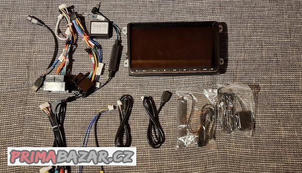 2 Din autorádio Isudar do koncernu 9´´ Android 4GB ram + 64G