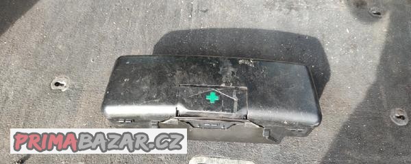 Bmw e39 lekarnicka