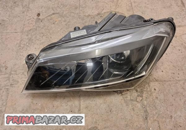 superb 3  leve predni LED svetlo