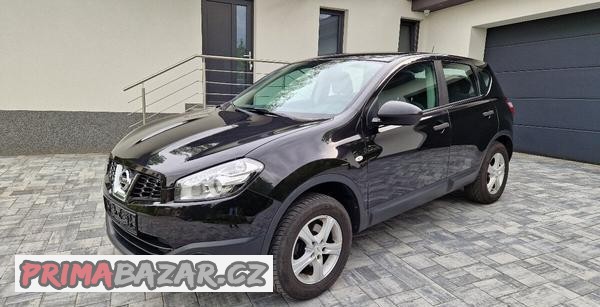 NISSAN QASHQAI 4x4 2.0i 104KW.6 RYCHLOSTÍ.TEMPOMAT.TAŽNÉ.ALU