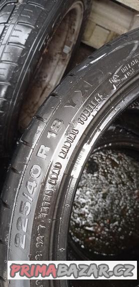 225-45 R18 Continental