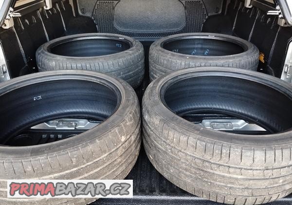 Letni pneu Pirelli  P Zero 265 35 R20