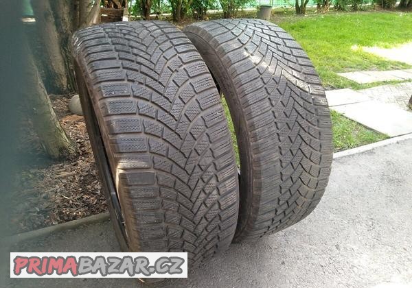 Prodám 2 zimni gumy Bridgestone 235/45 R18 DOT 3020