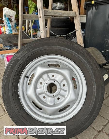 Kola ford transit r16