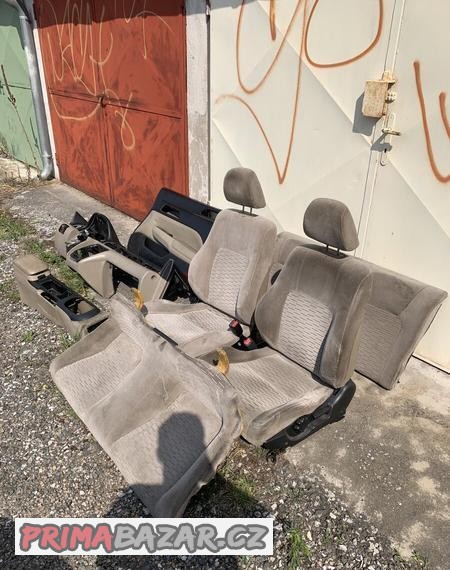 Honda Prelude Kompletni Interier