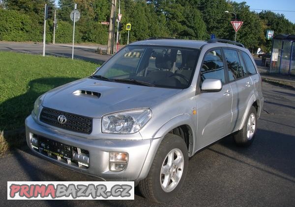 TOYOTA RAV4,2.0 D-4D,85KW,4x4,KLIMA,SERVISOVANÉ