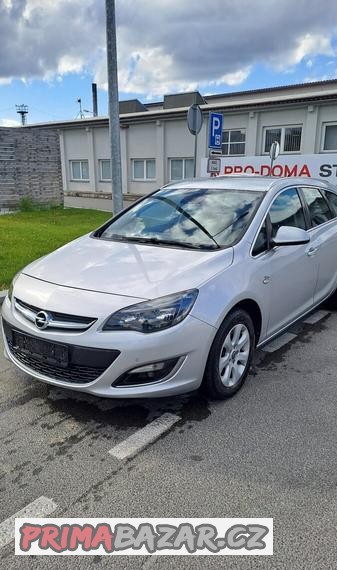 Opel Astra J Sports Tourer