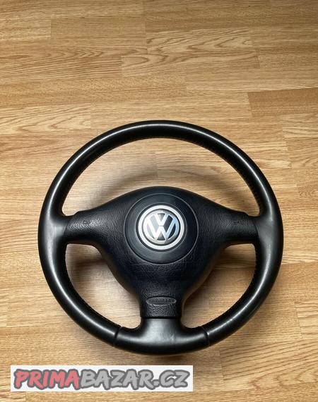 Tříramenný volant golf 4/Bora/Passat - bez opotřebení Tříramenný volant golf 4/Bora/Passat - bez opotřebení