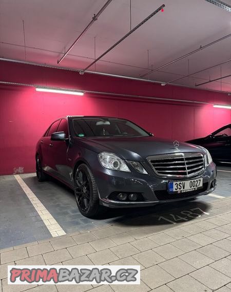 Mercedes Benz E 220 CDI BlueEfficiency