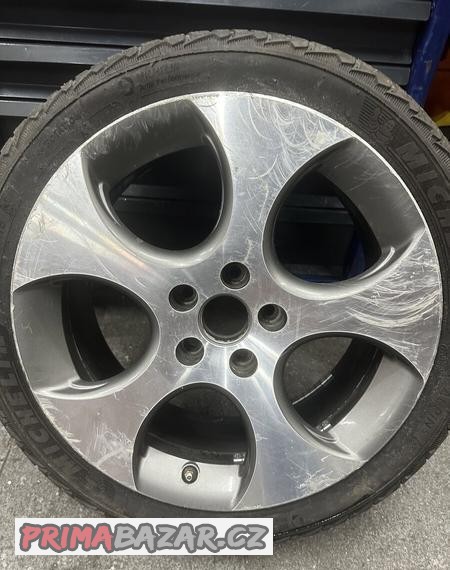 2x Alu kola R18 Golf GTI