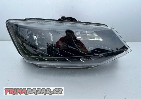 Škoda Fabia pravý přední světlomet