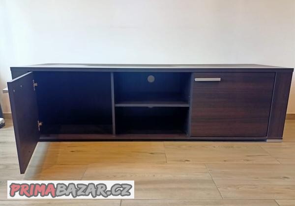 stena-pod-tv