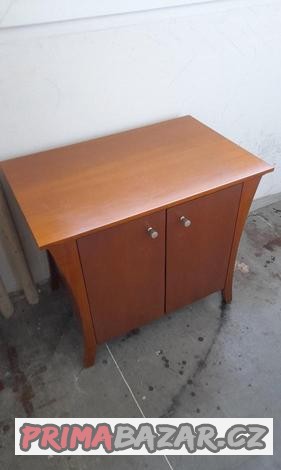 skrinka-komoda-designova-top-stav