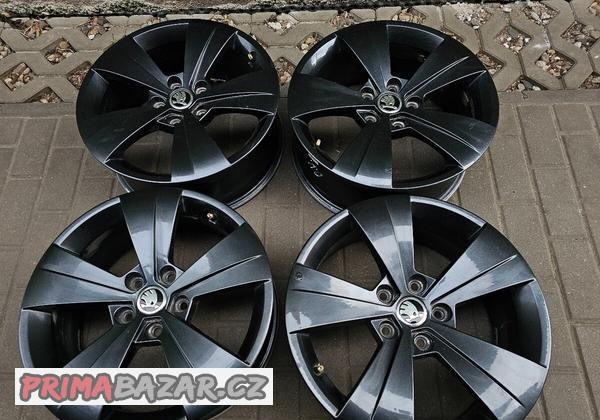 ALU kola disky Škoda 5x112 R17 Superb III Triton