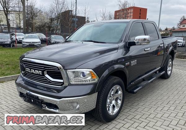 DODGE RAM 1500 5.7 HEMI—2016–Laramie—kůže —záruka 1 rok