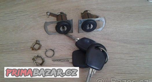 Škoda Felicia - Prodám přední a zadní zámky.