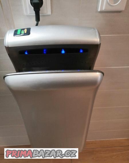jet-dryer-vysousec-rukou-jet-dryer-classic-stribrny