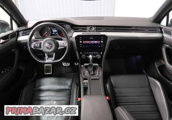 Passat Variant R-Line-TOP STAV