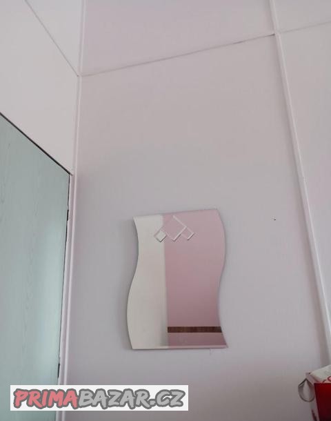 Zrcadlo - Ivančice u Brna