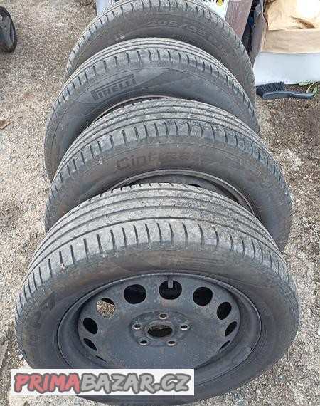 Prodám sadu letnich kol 205/55 5x112 R16 Pirelli Dot 11/2023