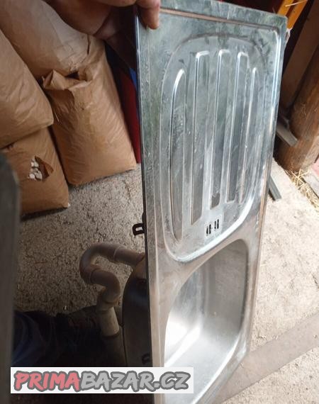 prodam-nerezovy-drez