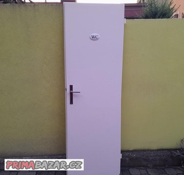 dvere-bile-leve-65-cm