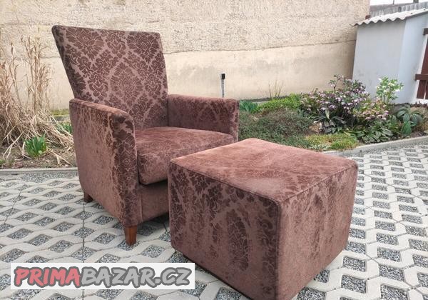 moderni-designove-kreslo-s-podnozkou