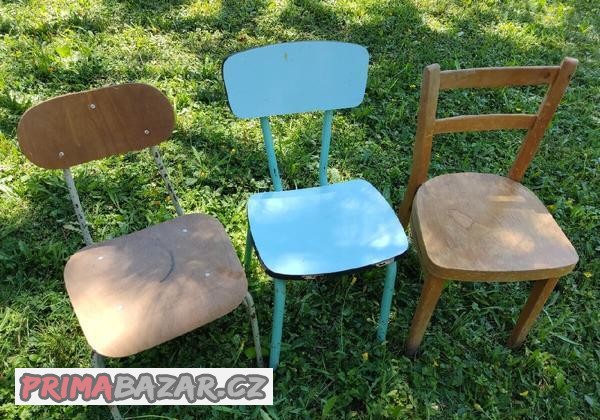 retro-detske-zidlicky-3-kusy-stari-min-45-let