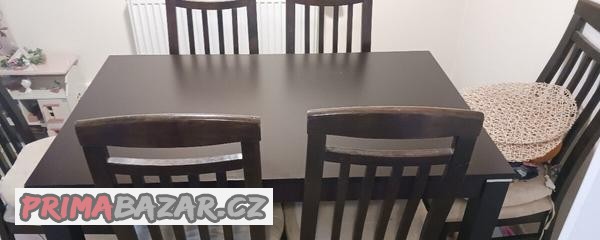 jidelni-stul-s-zidlemi