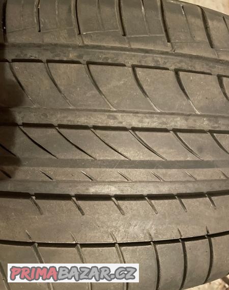 Letní pneu 295/35R 21