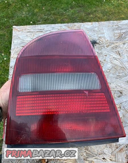 Díly škoda octavia 1 - zadní světla