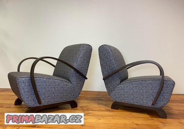 krasna-kresla-halabala-po-kompletni-renovaci-2ks