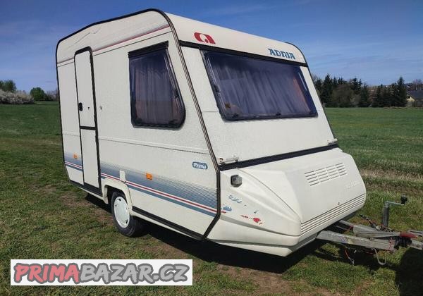 Adria, 100km/h, EXTRA LEHKÝ, předstan, 3 osoby, nová STK