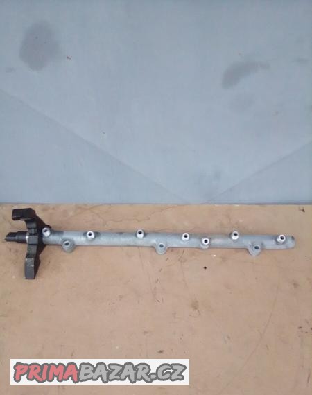 Bmw e39, e38, e53, e46, e60, e61 vstřikovací lišta - na M57.