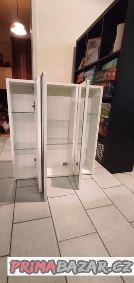 zrcadlova-skrinka-do-koupelny