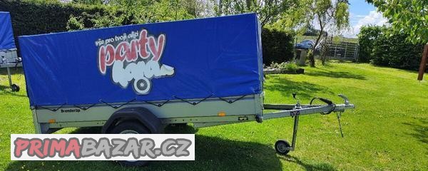 Oplachovany přípojný vozík