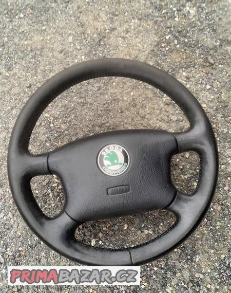 Škoda Octavia 1 čtyřamenný volant s Airbagem