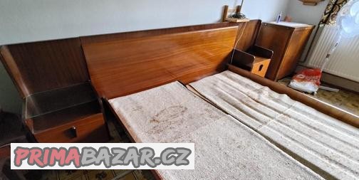 stara-manzelska-postel