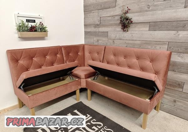 rohova-calounena-lavice-praga-monolith