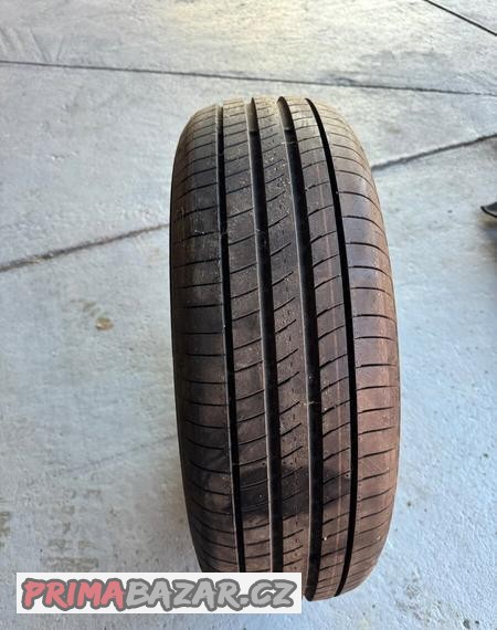 Nexen 215/65 R 17