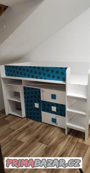 nova-detska-vyvysena-postel