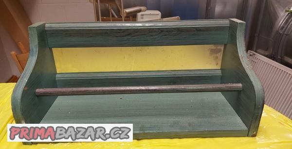 Policka tmave zelena