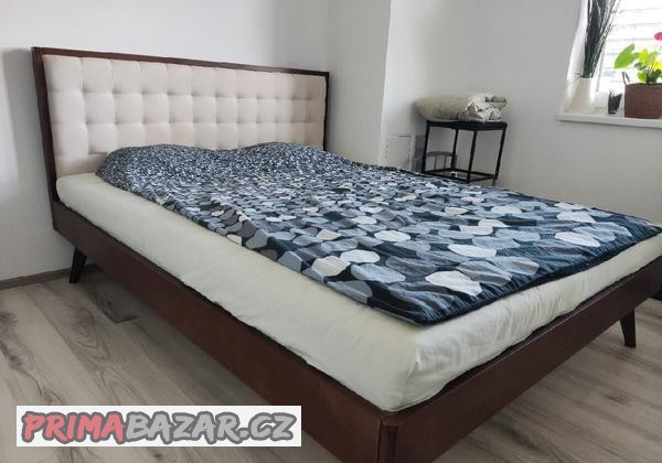 drevena-postel-frances-160x200-vcetne-rostu