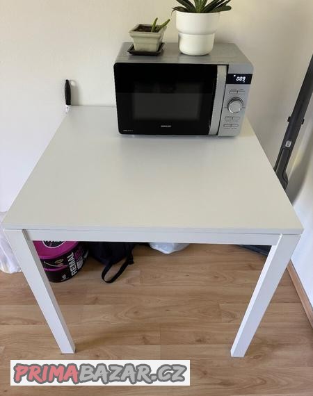 prodam-stul-a-mikrovlnku