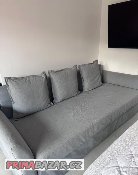 sedacka-ikea-s-uloznym-prostorem-rozkladaci