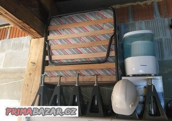 roskladaci-lehatko-postel-retro