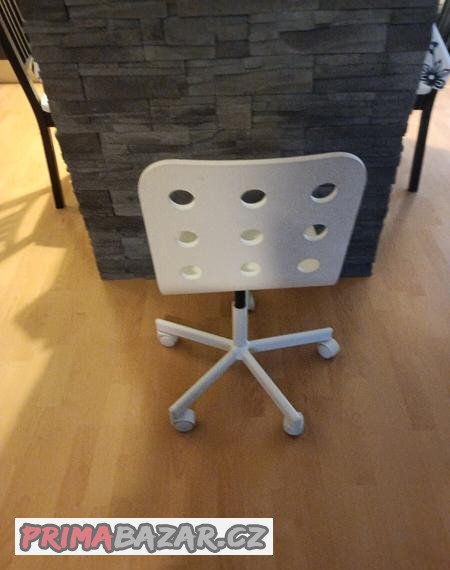 detska-otocna-zidle-ikea