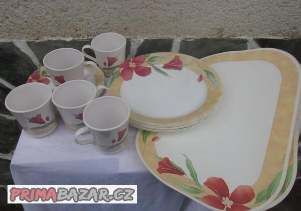 sada-porcelanoveho-nadobi-corelle