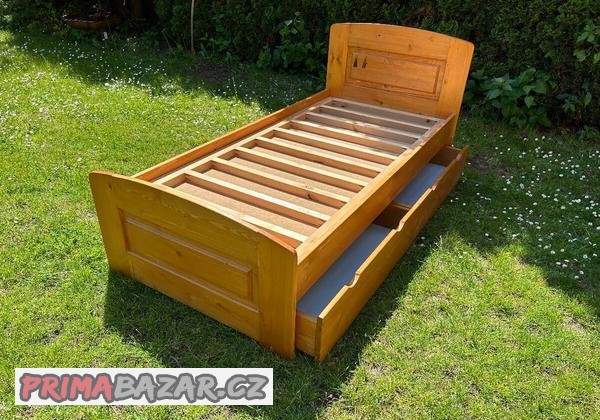 drevena-postel-200x90-s-supliky